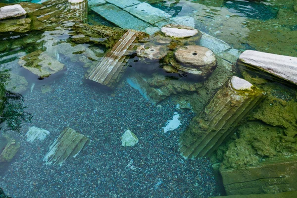 Drowned ruins of ancient city, Hierapolis — Stock Photo, Image