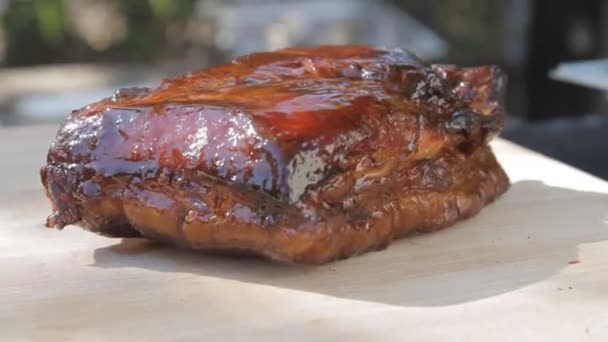 热熏的猪肉 — 图库视频影像