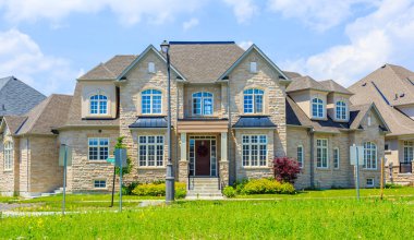 Özel lüks evi Toronto, Kanada banliyölerinde inşa.