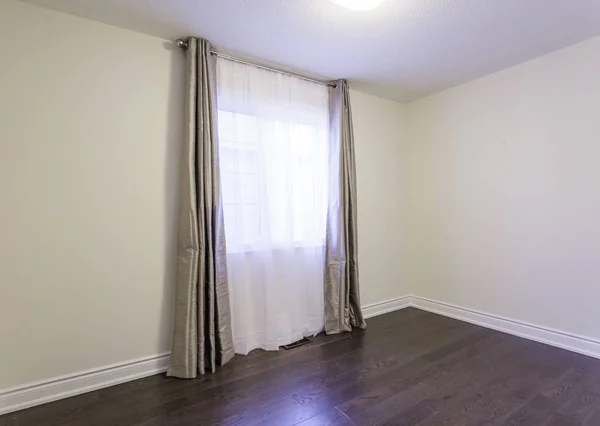 Empty Bedroom in a house — Stock Photo, Image