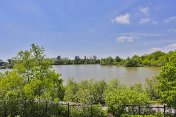 Lagoa bonita da área de Toronto — Fotografia de Stock