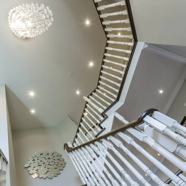 나무 계단 인테리어 디자인 — 스톡 사진