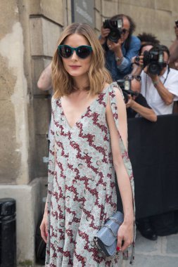 Olivia Palermo Valentino katılır 