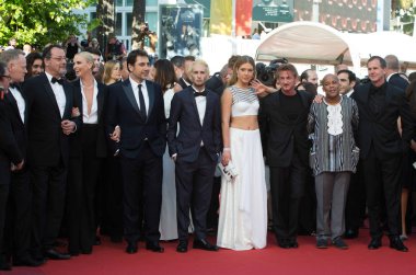Jean Reno, Adele Exarchopoulos, Hopper Penn, Charlize Theron, Javier Bardem, Sean Penn