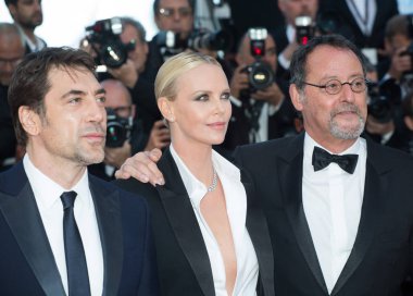 EAN Reno, Adele Exarchopoulos, Hopper Penn, Charlize Theron, Javier Bardem ean Reno, Adele Exarchopoulos, Hopper Penn, Charlize Theron, Javier Bardem 