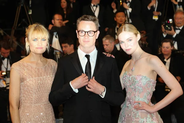 Nicolas Winding Refn, Liv Corfixen, Elle Fanning — Foto de Stock