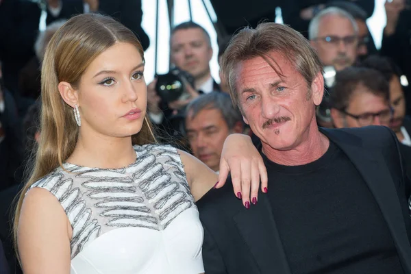 Adele Exarchopoulos, Sean Penn — Foto de Stock