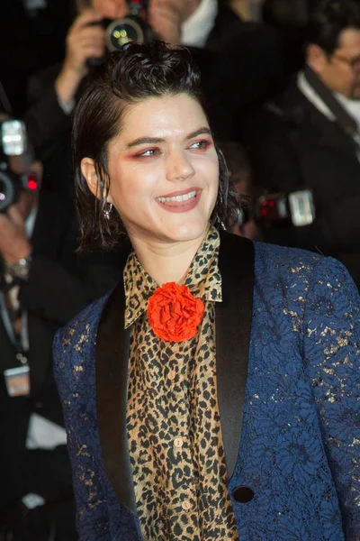 Soko besucht die "Weltuntergangspremiere" — Stockfoto