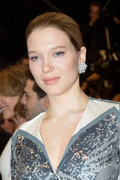 リー Seydoux 'それはのみ、世界の終わり」の初演に出席します。 — ストック写真