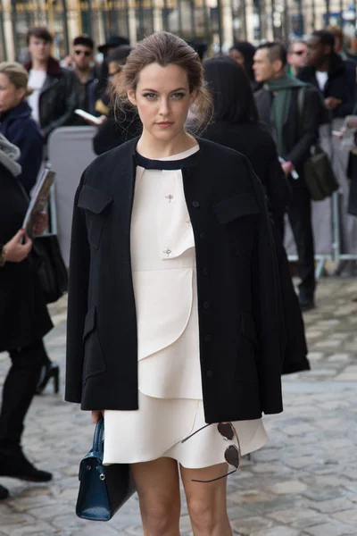 Paris Francja Marca 2016 Riley Keough Dociera Christian Dior Show — Zdjęcie stockowe