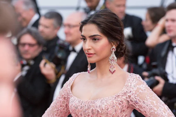 Cannes France May Sonam Kapoor Attends Meyerowitz Stories Screening 70Th — Stock Photo, Image