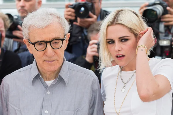 Cannes França Maio Woody Allen Kristen Stewart Assistem Fotochamada Cafe — Fotografia de Stock