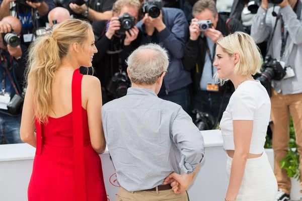 Cannes Francia Mayo Blake Lively Woody Allen Kristen Stewart Asisten — Foto de Stock