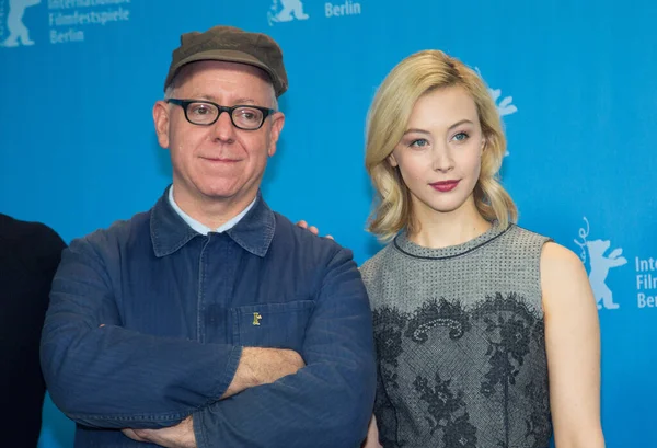 James Schamus Sarah Gadon图称 电影首映式 2016年柏林电影节 2016年2月14日 德国柏林 — 图库照片