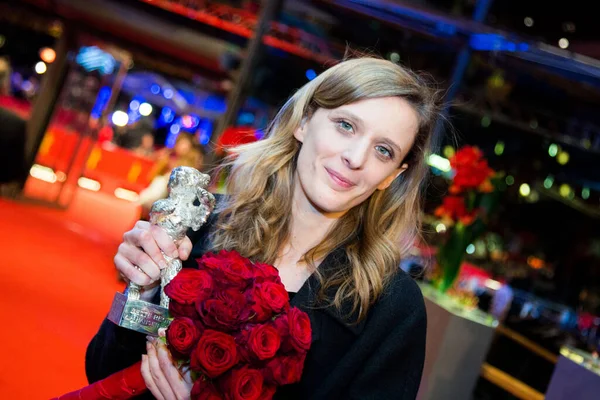 Berlijn Duitsland Februari 2016 Franse Regisseur Mia Hansen Love Winnaar — Stockfoto
