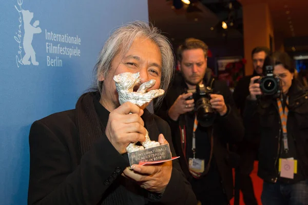 Berlino Germania Febbraio Lav Diaz Posa Con Premio Orso Argento — Foto Stock