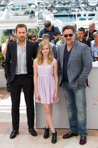 Ryan Gosling Russell Crowe Angourie Rice Festiwalu Cannes — Zdjęcie stockowe