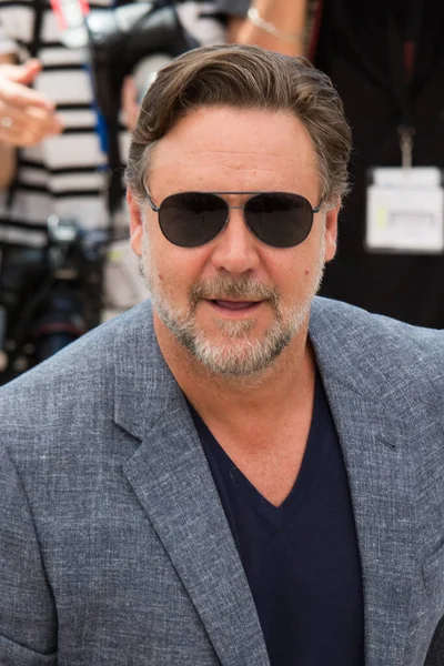 Russell Crowe Részt Vesz Nice Guys Fotózásán Cannes Fesztiválon 2016 — Stock Fotó
