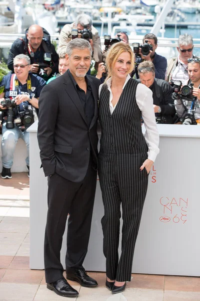 Cannes Francia Mayo George Clooney Julia Roberts Asisten Photocall Monstruo —  Fotos de Stock