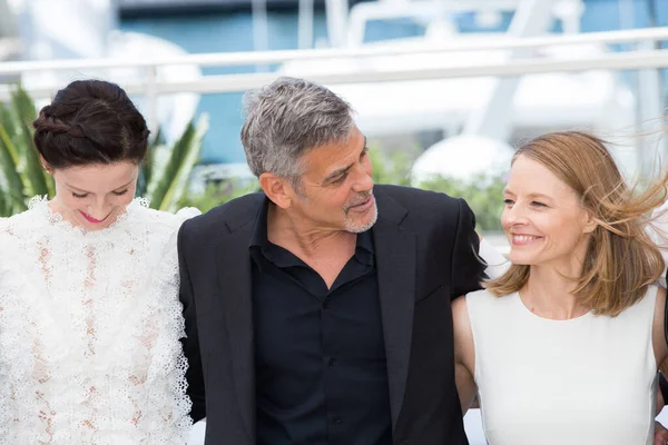 Cannes Francja Maj Caitriona Balfe George Clooney Jodie Foster Wziąć — Zdjęcie stockowe