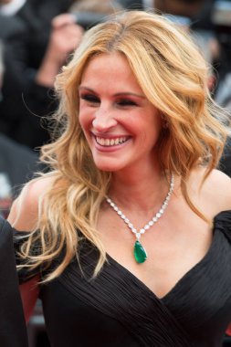 CANNES, FRANCE - 12 Mayıs 2016 'da Fransa' nın Cannes kentinde düzenlenen 69. Cannes Film Festivali 'nde Julia Roberts 