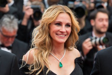 CANNES, FRANCE - 12 Mayıs 2016 'da Fransa' nın Cannes kentinde düzenlenen 69. Cannes Film Festivali 'nde Julia Roberts 