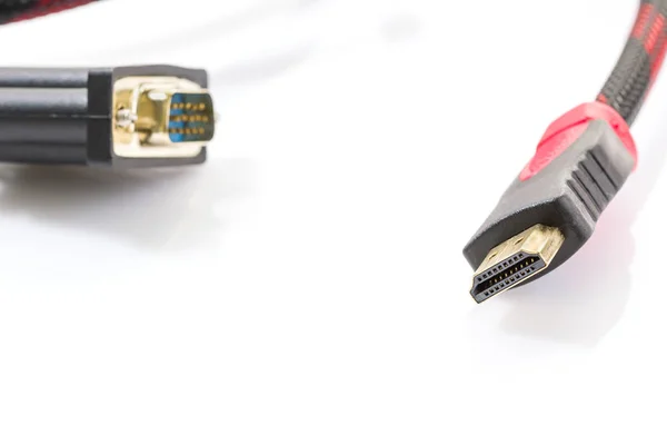 Złącze kabla HDMI i Vga na białym — Zdjęcie stockowe