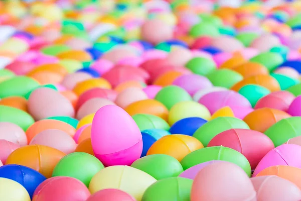 Juguete de huevos de Pascua de plástico para niños —  Fotos de Stock