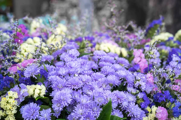 Magenta Astern Blumenstrauß — Stockfoto