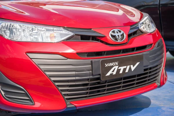 Toyota Yaris Ativ na displeji — Stock fotografie
