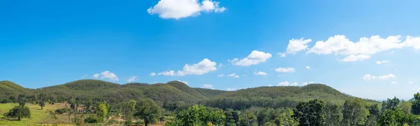 Panorama landscape view of mountain agent blue sky — Stock Photo, Image