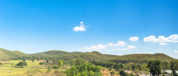 Panorama landscape view of mountain agent blue sky — Stock Photo, Image