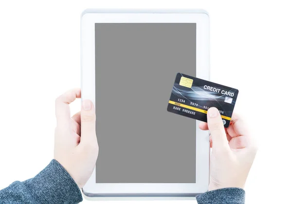 Close Mão Feminina Segurar Cartão Crédito Com Tablet Tela Espaço — Fotografia de Stock