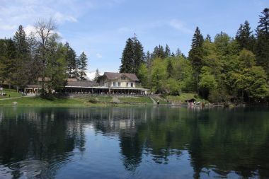 Blausee ya da Mavi Göl, Kandersteg, İsviçre 