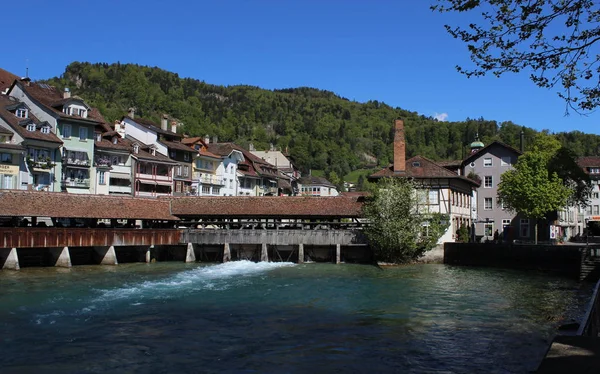 Thun, małe miasto w Szwajcarii — Zdjęcie stockowe