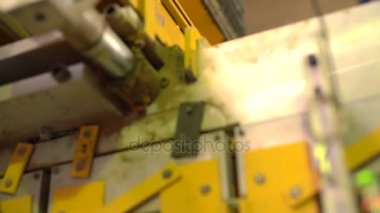 Tuğla sanayi. Yakın çekim görünümü salonu ekipman