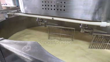 Süt ürünleri tank içeriği ile