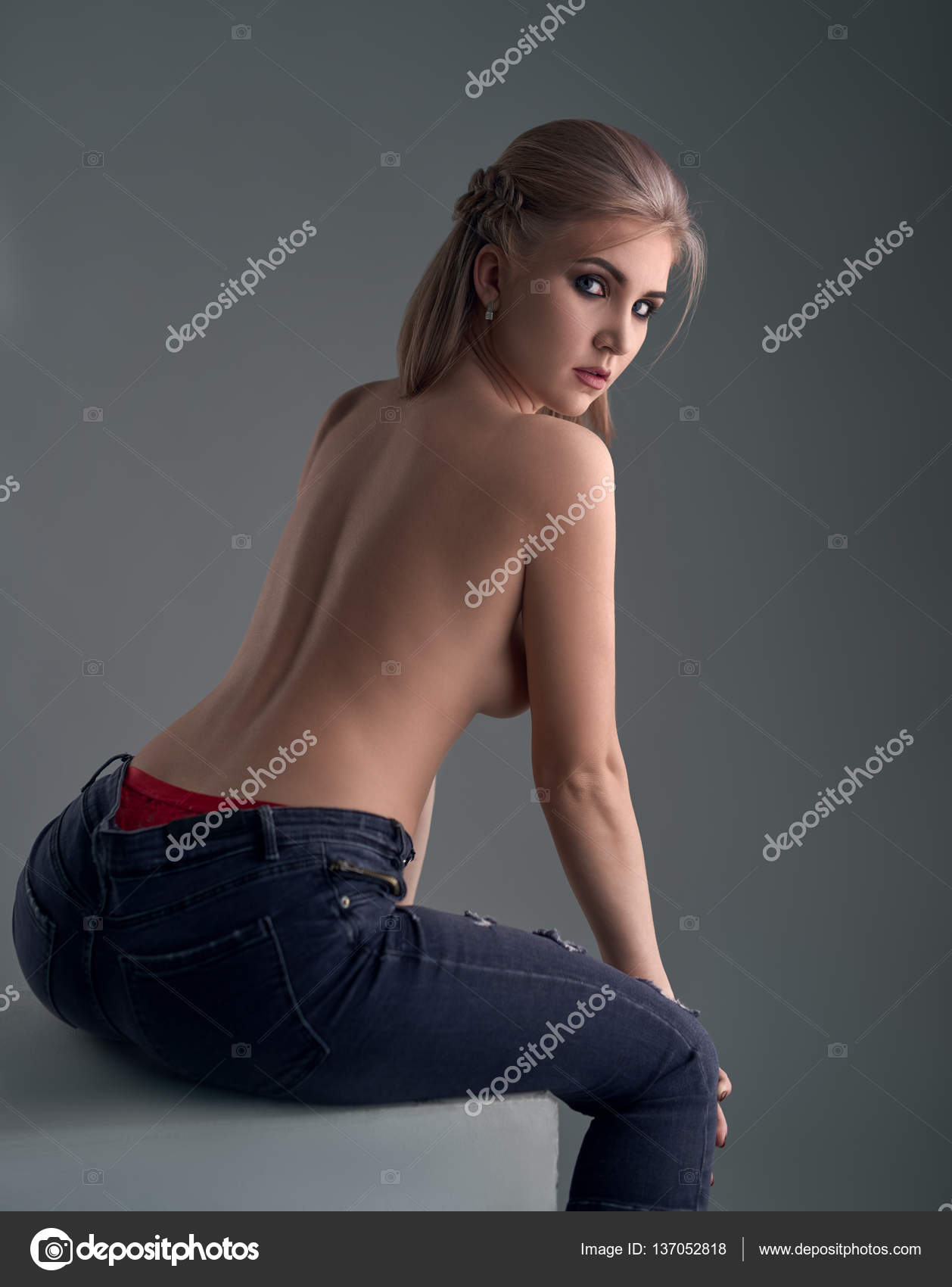 hustler kisses and virgins get fucked photos from Orlando hot topless girls in jeans