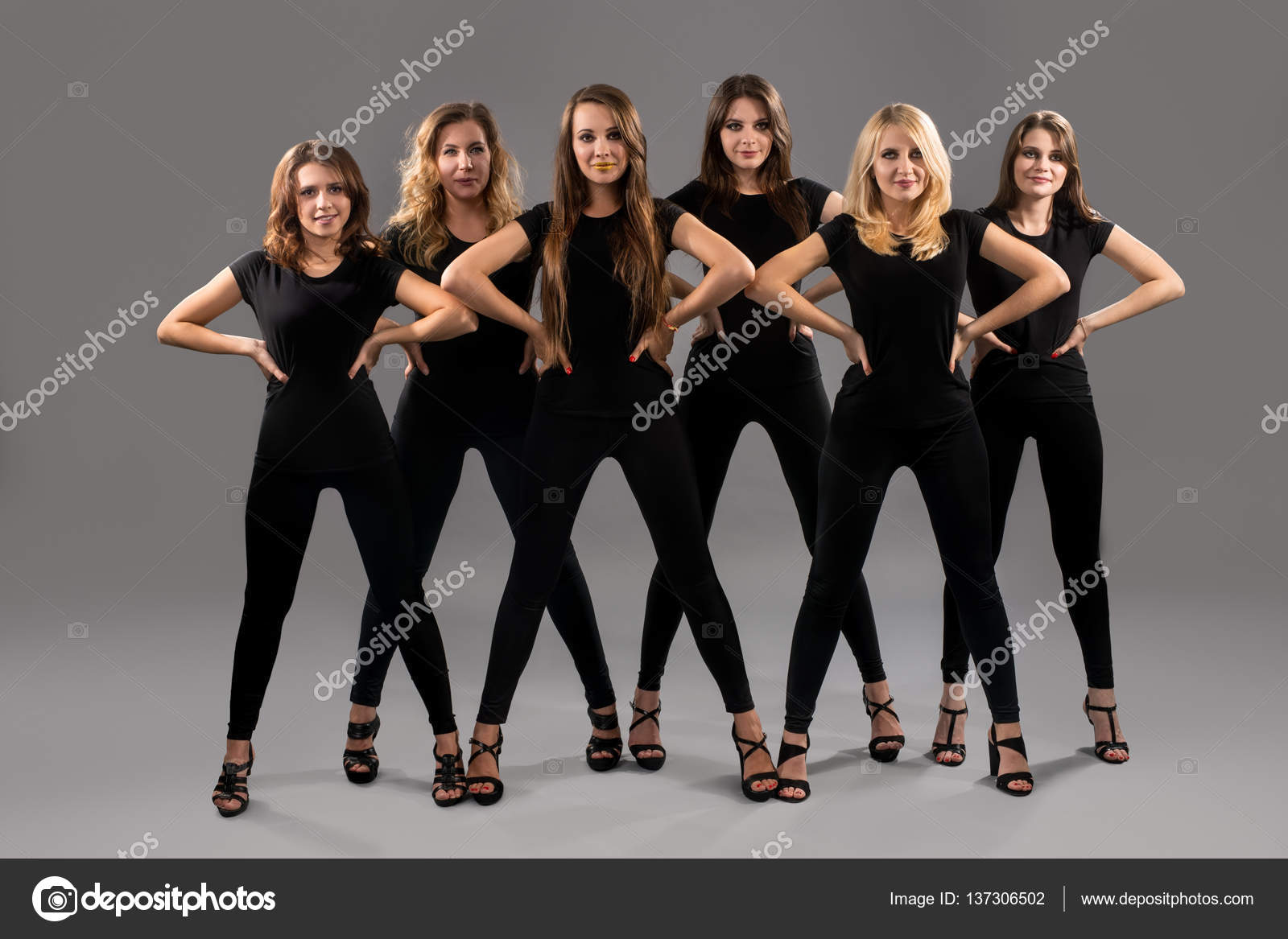 Female Dance Group 117