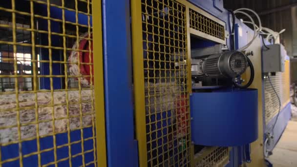 Widok maszyn tnących w pozycji roboczej — Wideo stockowe