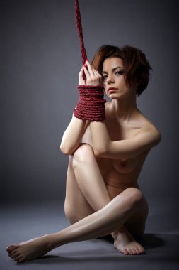 İtaatkâr kadın çıplak poz görüntü