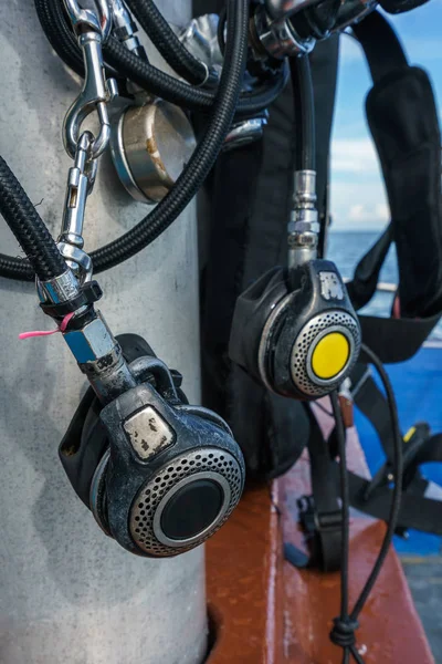 Крупный план оборудования для подводного плавания — стоковое фото