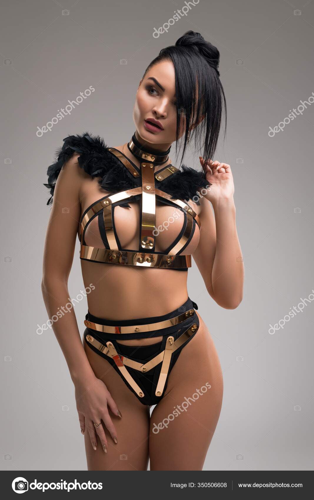 Eng qiziqarli rus porno Katta yaralar bilan anal porno tomosha qiling