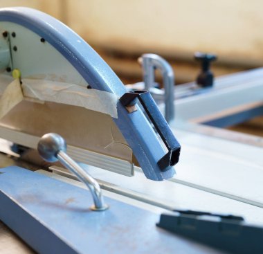 Çizgili kenar üretimi için ekipman