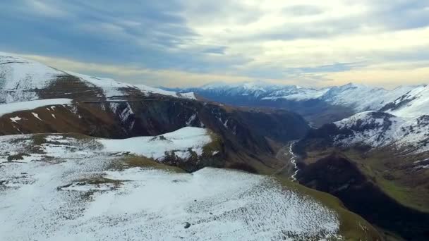 Hóban hegyek táj — Stock videók