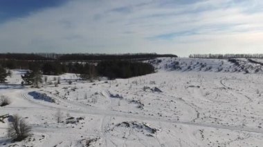 güzel panoramik karlı manzara quadrocopter vurdu