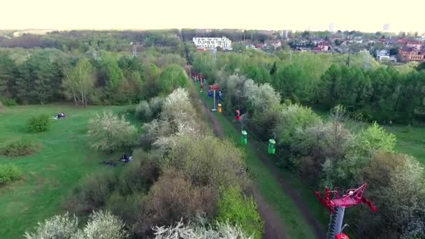 Kabelbaan in Gorky park van Charkov — Stockvideo