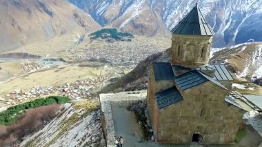 Georgia, hava Gergeti kilisede