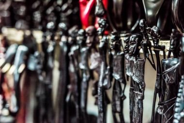 Masai, ahşap Afrikalı kabile değerler bir Pazar