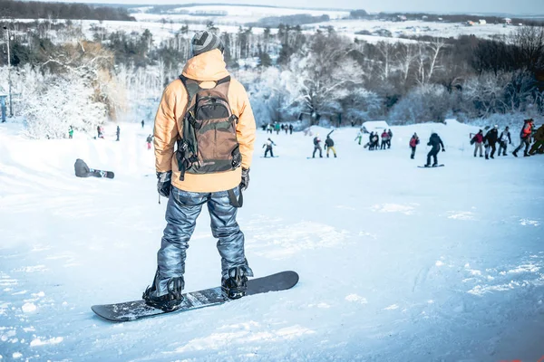 Man on snowboard on snowhill — Stock Photo, Image